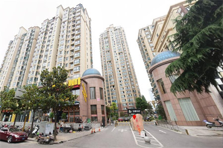 双龙小区85平方3室2厅1卫39.8万